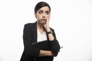 business woman inquiète